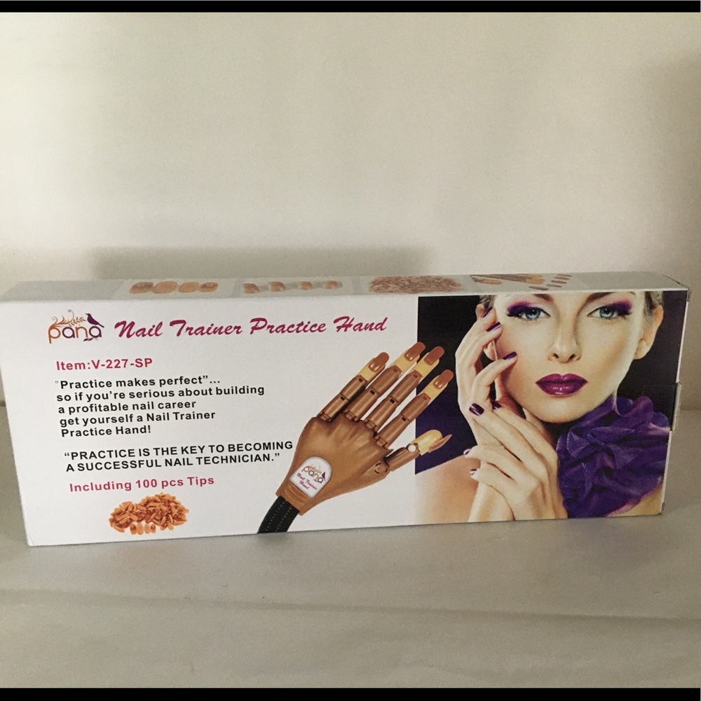 Nail trainer practice hand